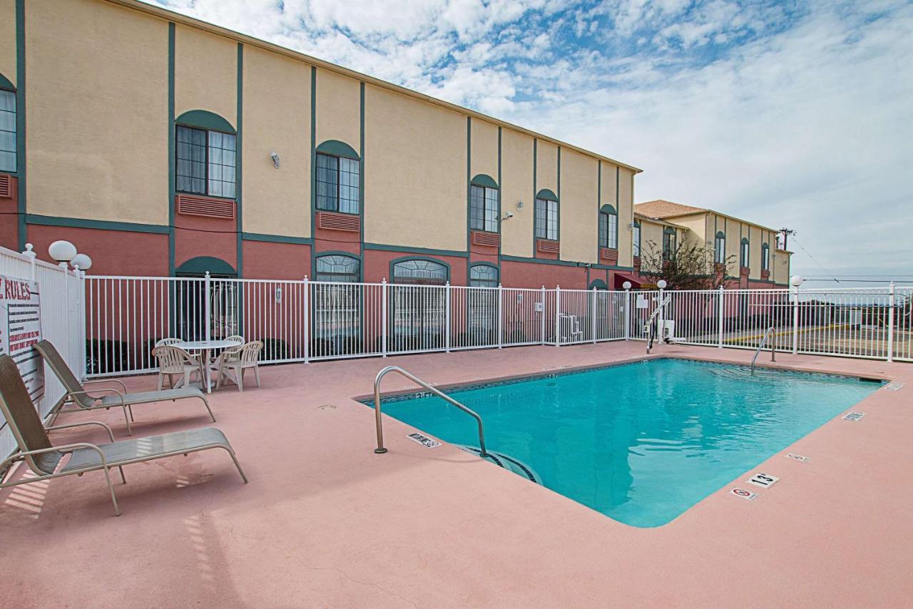 Quality Suites Temple Exterior foto